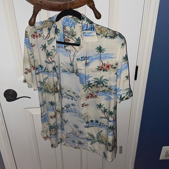 Batik Bay Nautical/Beachy Button-Down - Picture 1 of 4